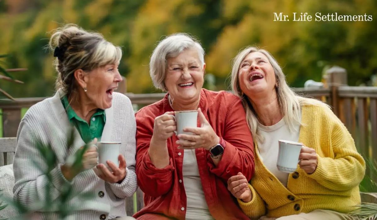 seniors-drinking-happy